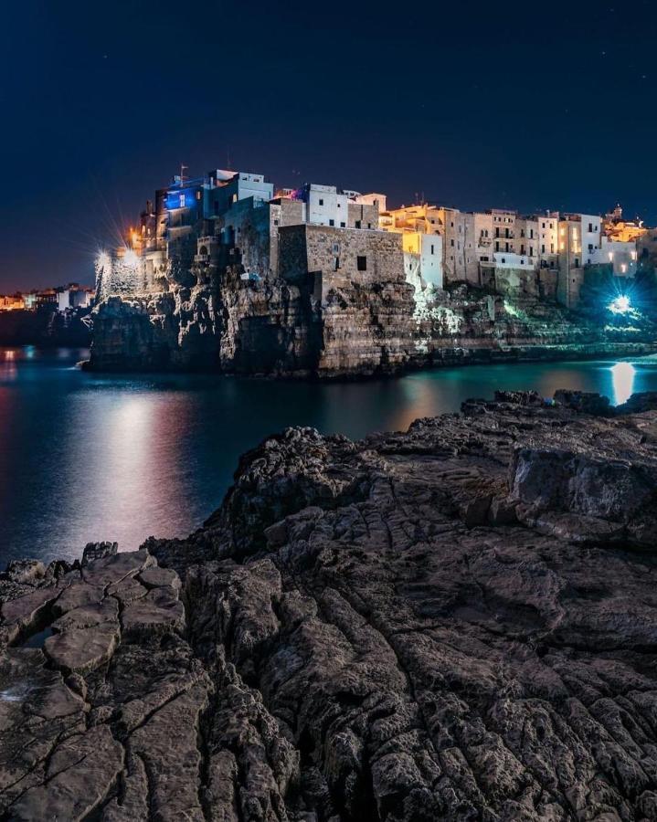 Ferienwohnung The Duchess'S View - New! Luxurious Flat In Historical Centre 115 Sq M, 3Min Walk To Cala Porto Beach And Private Parking Polignano a Mare Exterior foto